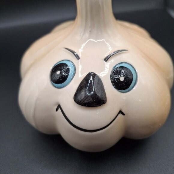 Vintage Set of 2 Anthropomorphic Ceramic Garlic Shakers  Cooks Tools Taiwan - Picture 2 of 7